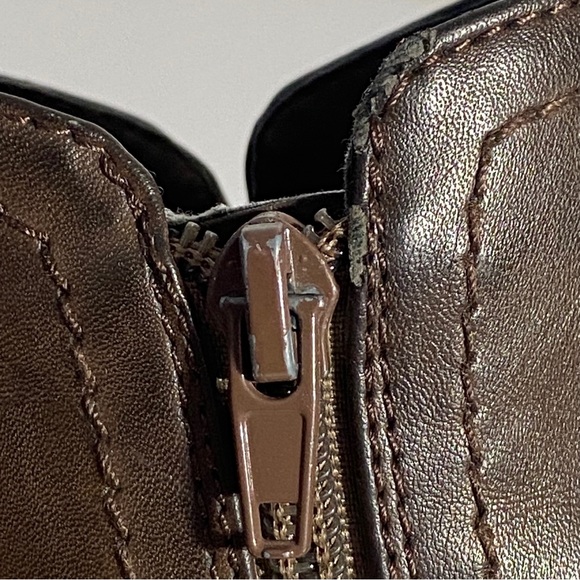 Brown Guess Ankle Boots, US 6.5M - Picture 9 of 16